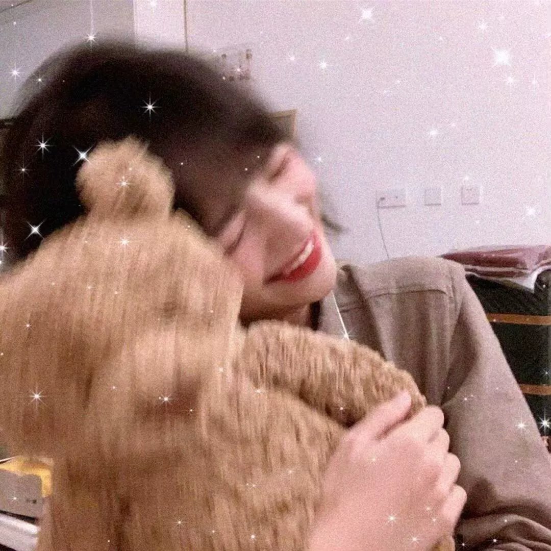 夏日天空的那匹红马 夏日天空的那匹紅馬